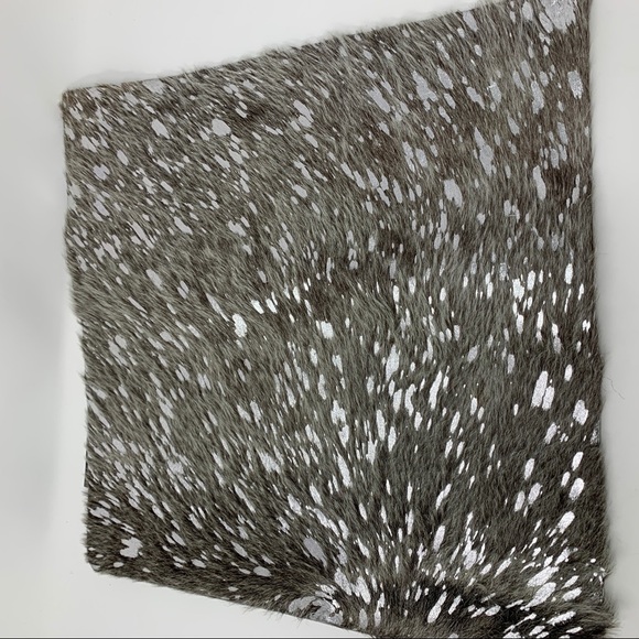 Natural genuine cowhide accent pillow grey and silver NWT - Picture 9 of 11